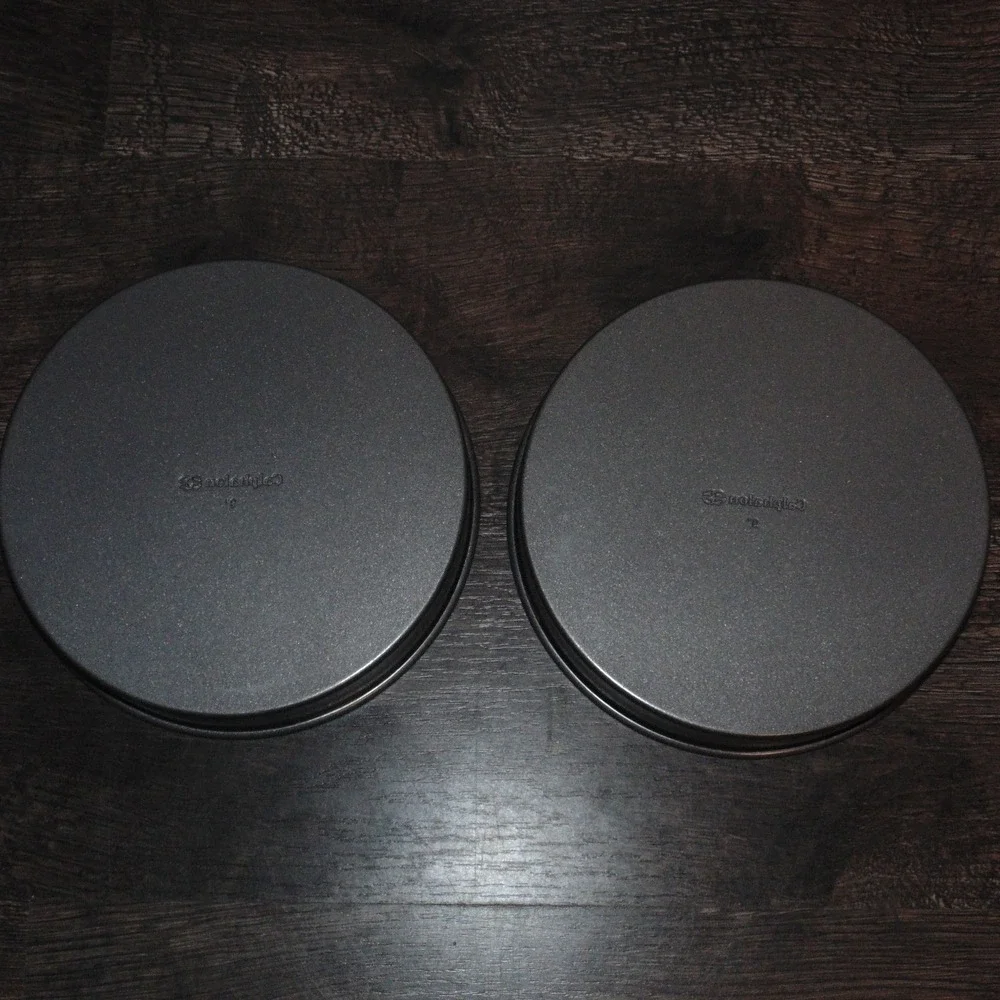 Calphalon Round Cake Pan Set 2pc 9in Gray Excellent Nonstick Steel Bakeware